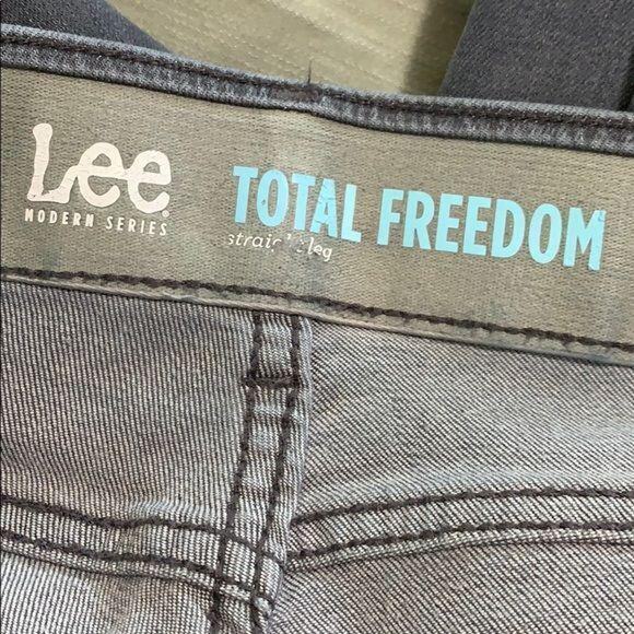 Lee Womens Denim Blue Jeans Pants Total Freedom Fit Straight Leg Gray 6 Short - Picture 6 of 8